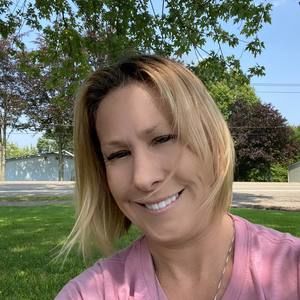 Meet your Posher, Janelle